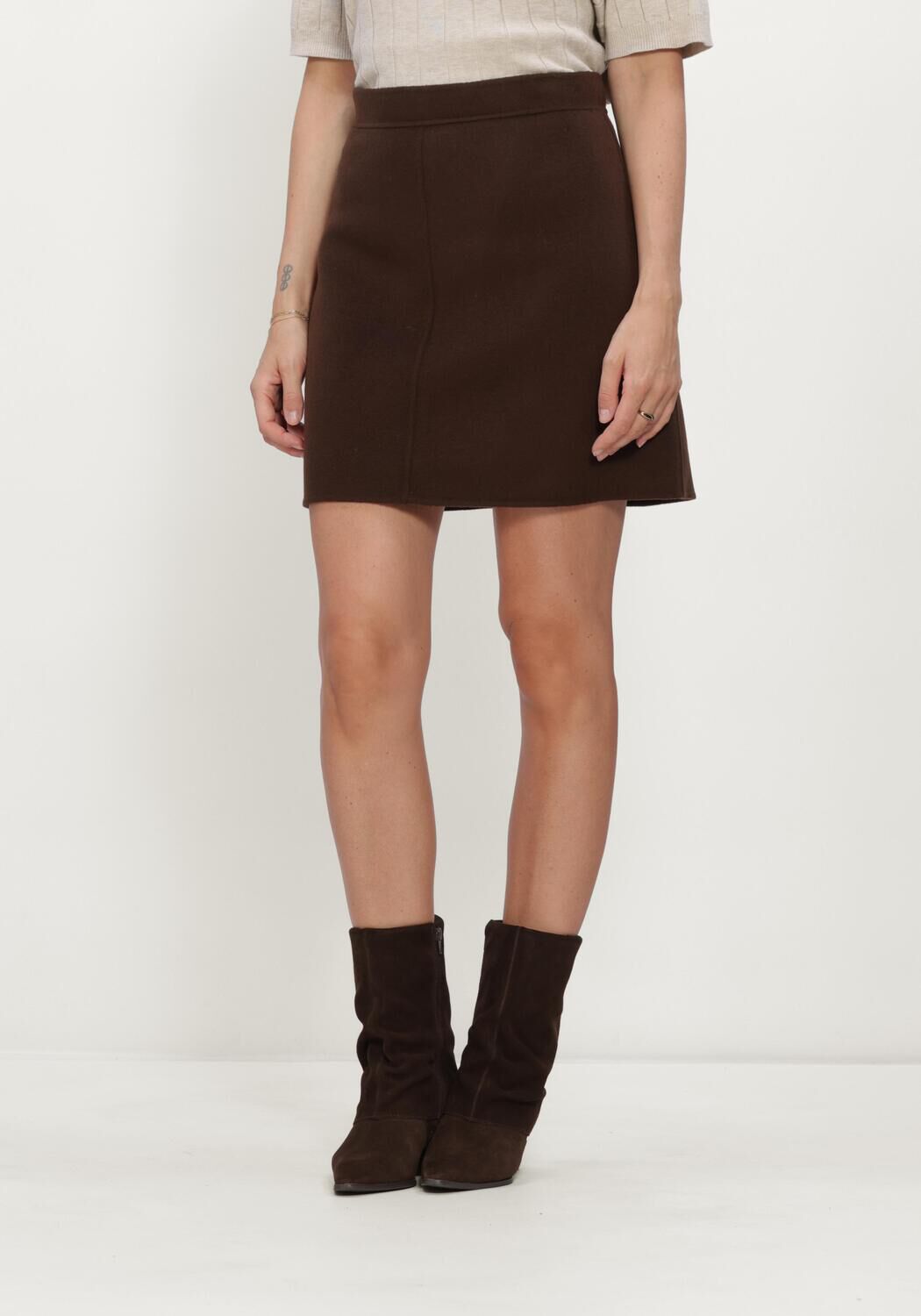 VANESSA BRUNO JUNA Jupes en marron