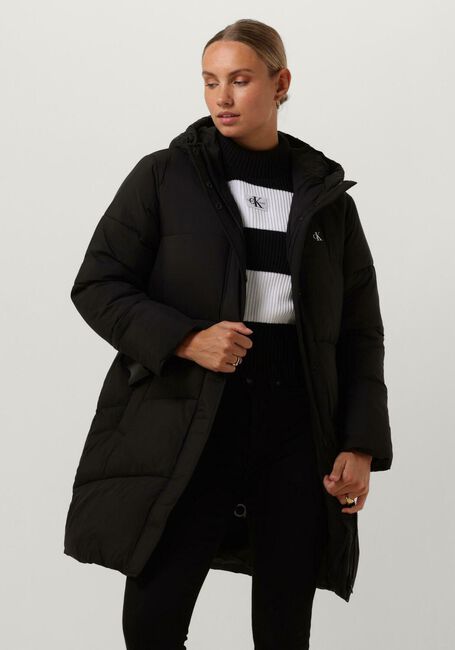 CALVIN KLEIN Veste matelassé LOGO BELT LONG PUFFER en noir - large