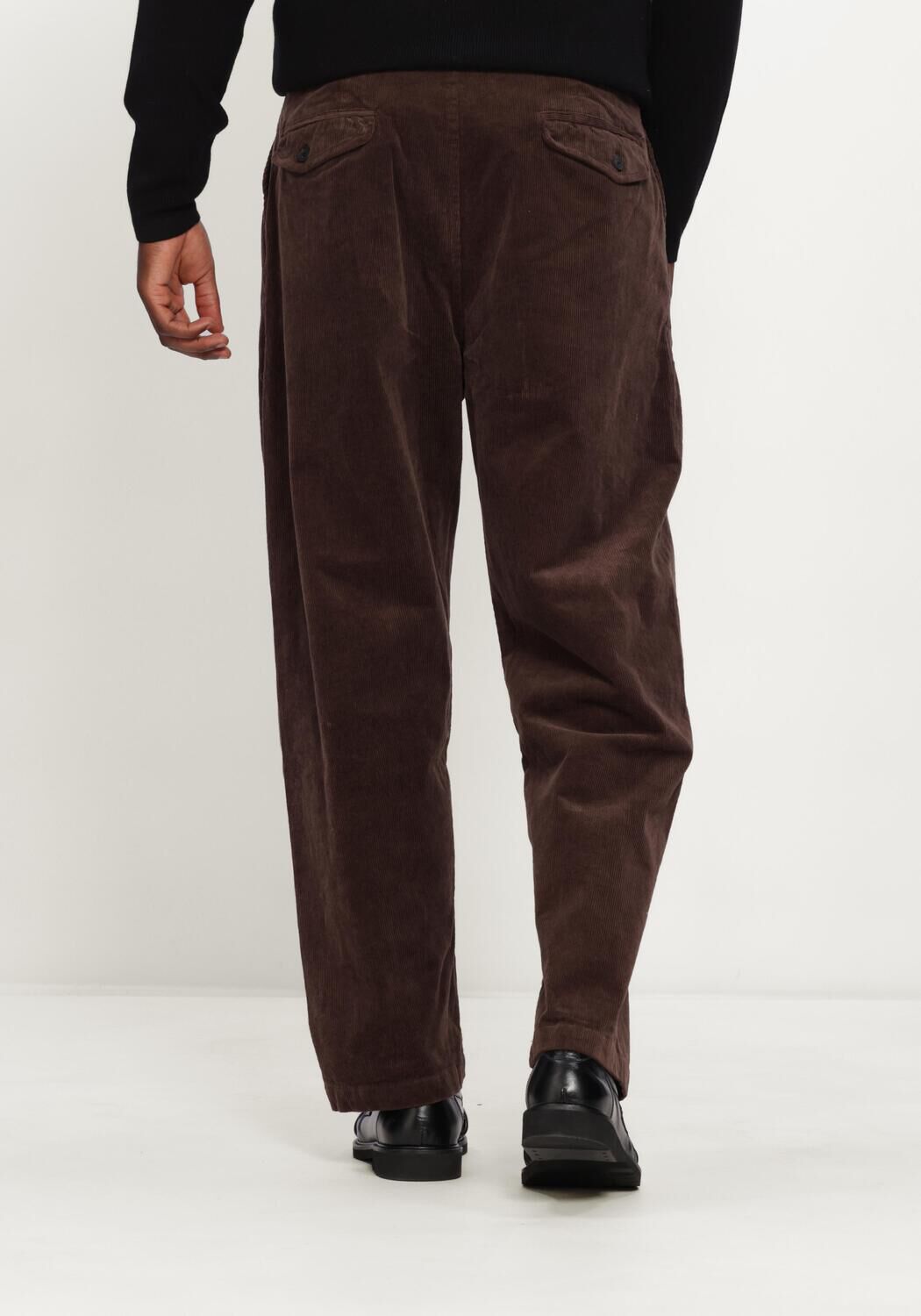 ANERKJENDT Pantalon large AKJACOB CORD PANT en marron - large