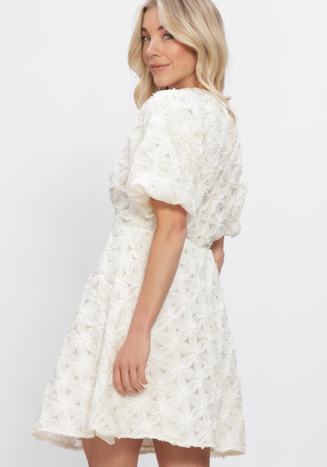 Gebroken wit FREEBIRD Jurken WV-3D-VOILE-FLOWER-26-1 - large