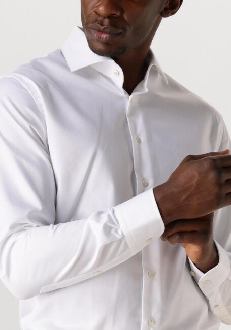 PROFUOMO Chemise classique FINE TWILL - SLIM FIT - NON IRON en blanc - large