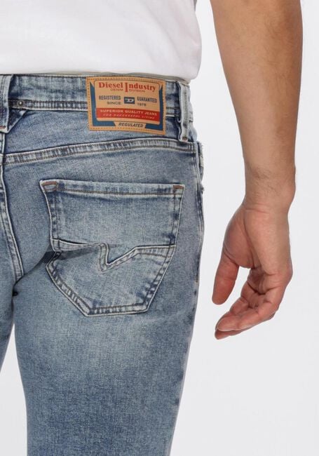 Lichtblauwe DIESEL Straight leg jeans 1985 LARKEE - large