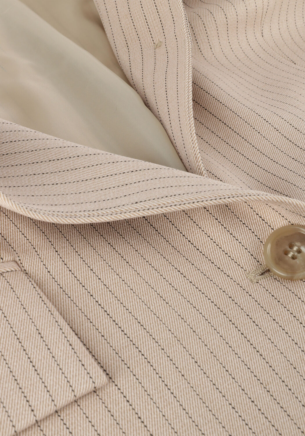 SELECTED WOMEN Blazer SLFREJA LS RELAXED BLAZER en beige - large