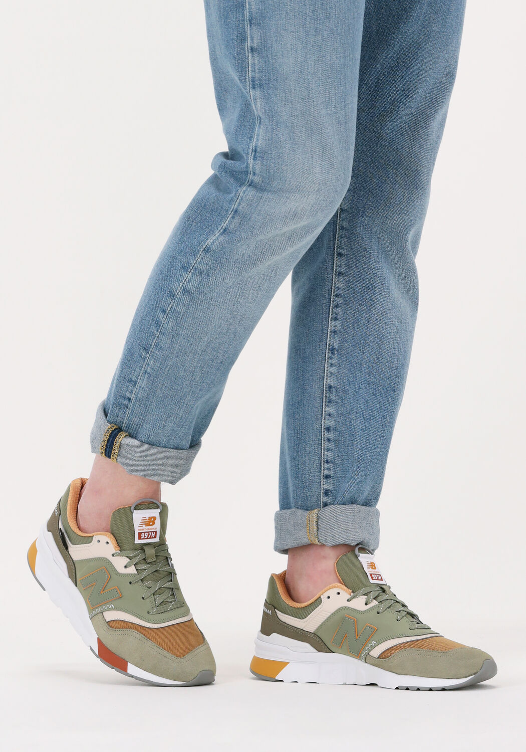 new balance cm997 baskets basses en vert