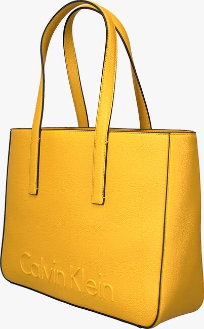 CALVIN KLEIN Shopper EDGE MEDIUM SHOPPER en jaune - large