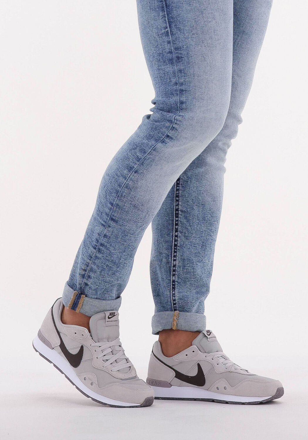 Nike grijze sneakers clearance