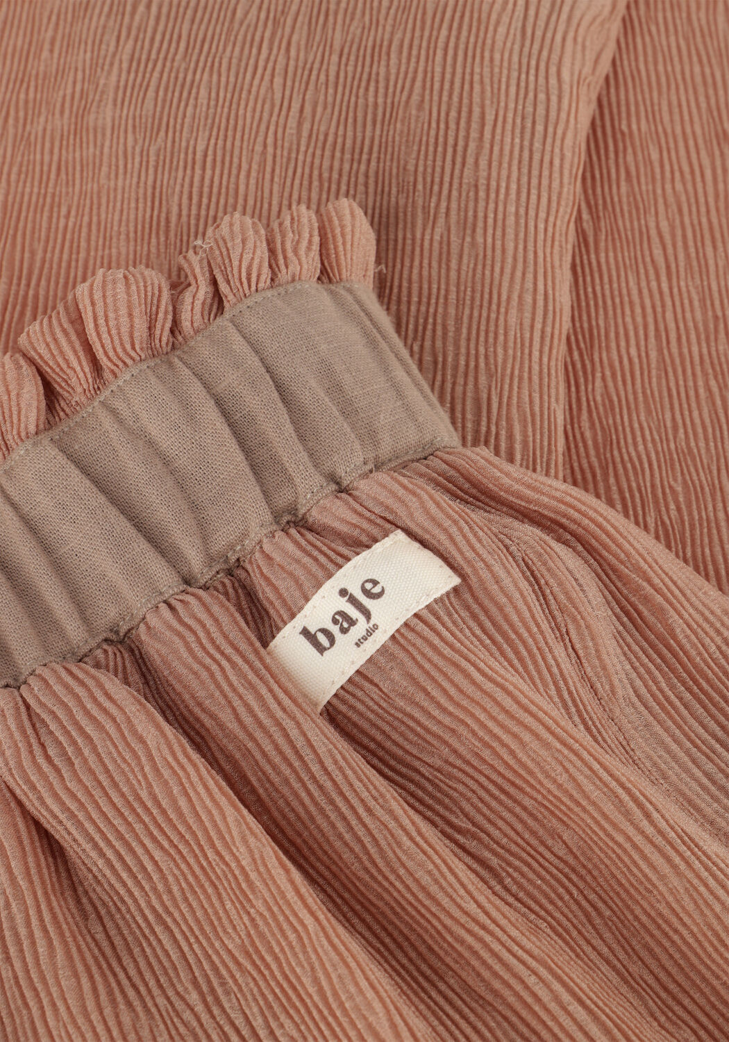 BAJE STUDIO Pantalon GIAO en marron - large