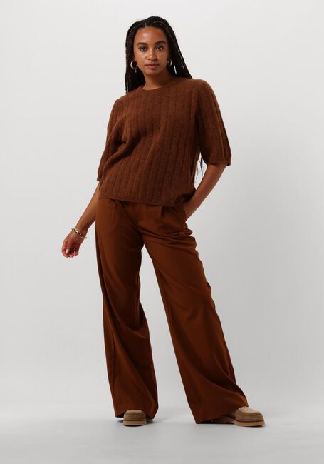 GESTUZ Pull ALPHA TEE en marron - large