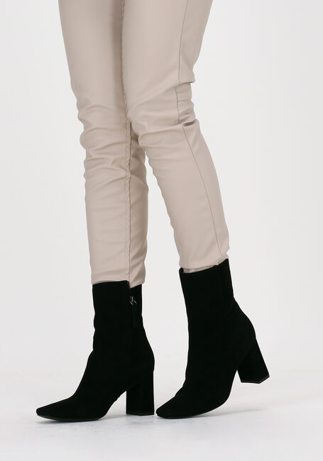 Zwarte BIBI LOU Enkellaarsjes 553T30VK Zwarte BIBI LOU Enkellaarsjes 553T30VK - large