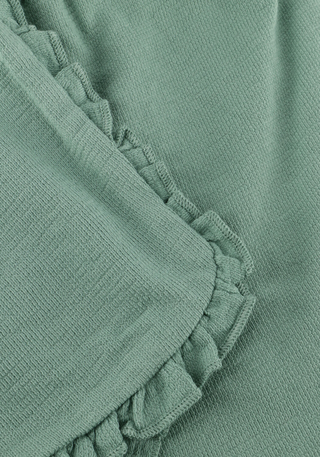 YOUR WISHES Pantalon courte TEXTURED JERSEY RUFFLE SHORT en vert - large