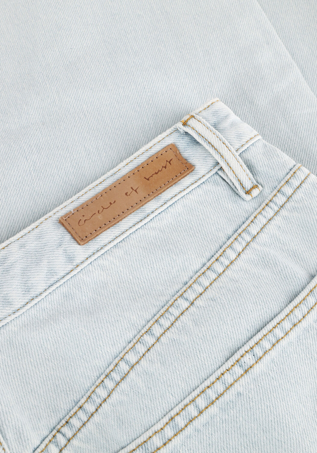 CIRCLE OF TRUST Barrel jeans SCOTTIE DNM en bleu - large