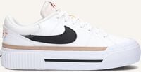 Witte NIKE Sneakers WMNS COURT LEGACY LIFT - medium