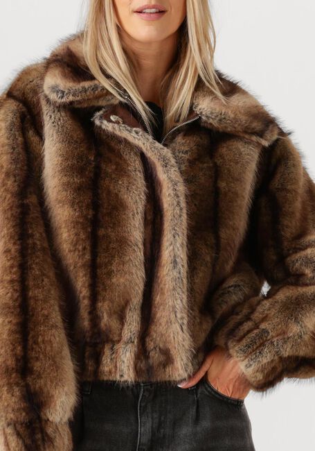 STUDIO AR LUCY Vestes en marron - large