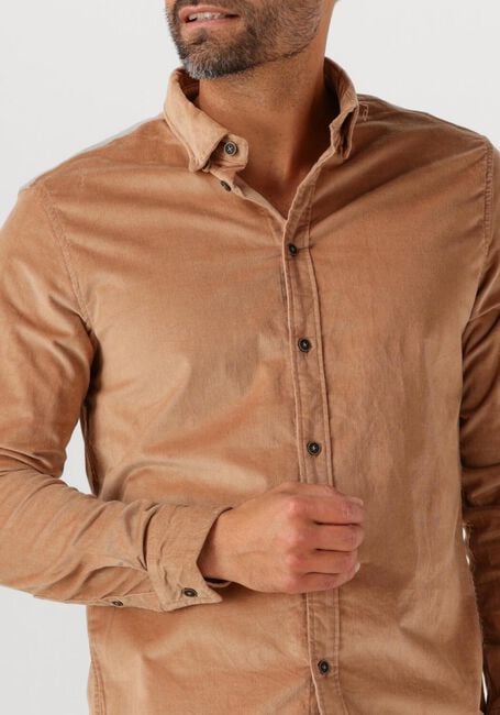 ANERKJENDT Chemise décontracté AKLEIF SOLID CORD SHIRT en camel - large