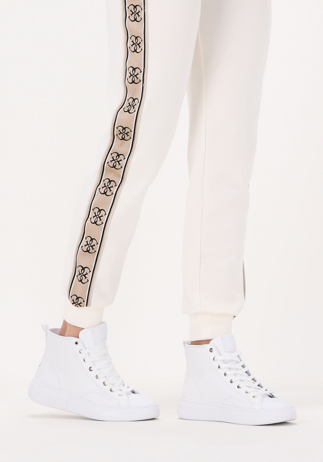 Guess shop sneakers hoog