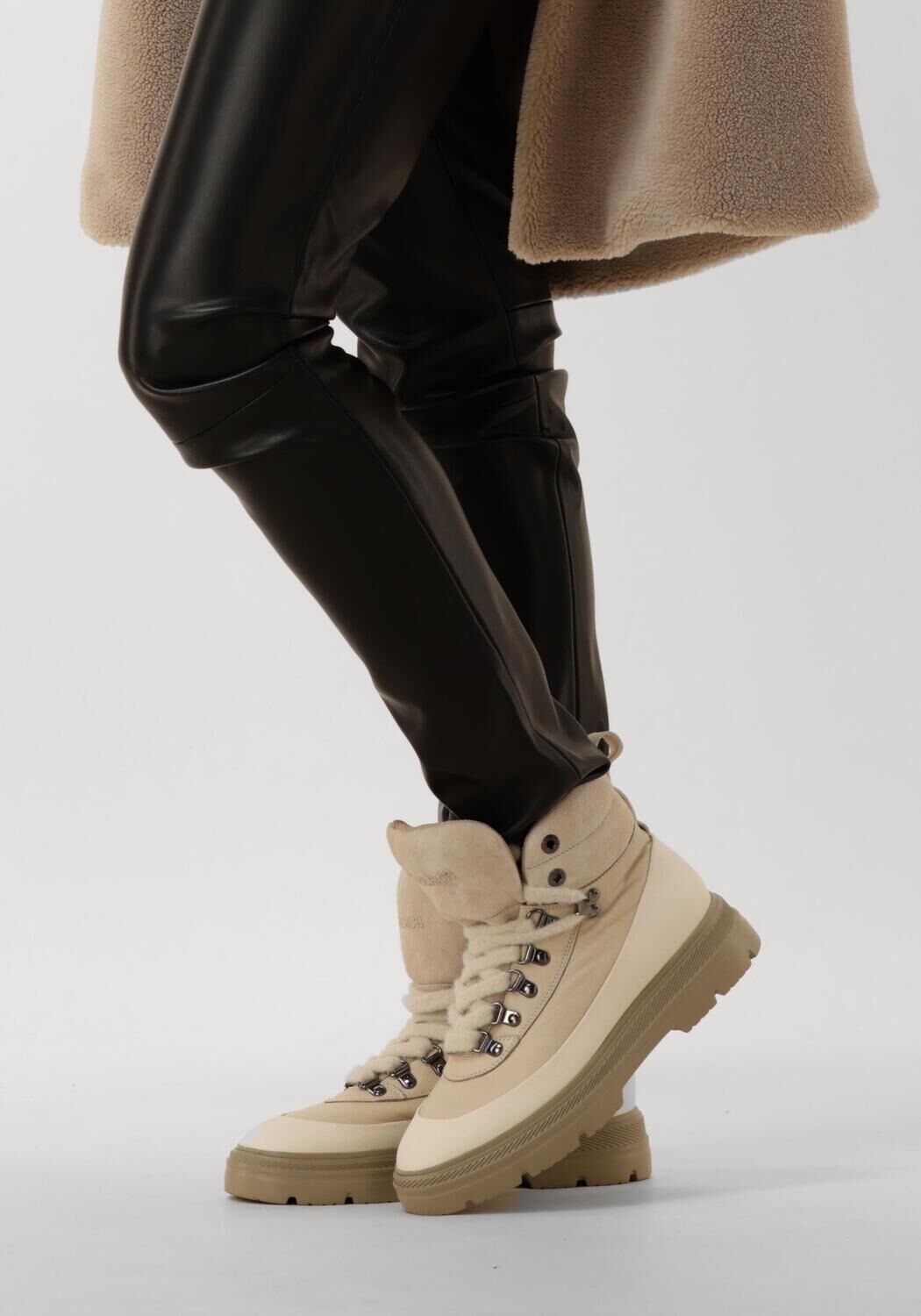 Witte WOOLRICH  HIKING BOOT GUM - large