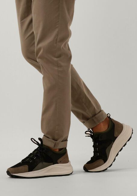 Groene PEUTEREY Sneakers PANTHER CAMU - large