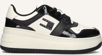Witte TOMMY JEANS Sneakers TJW RETRO BASKET FLATFORM Witte TOMMY JEANS Sneakers TJW RETRO BASKET FLATFORM - medium
