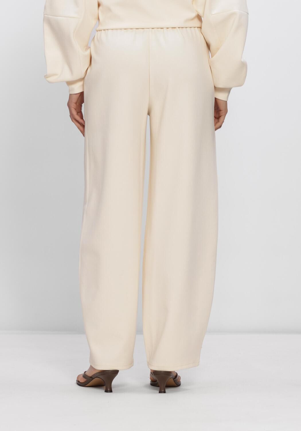 Creme ALIX THE LABEL Broeken/jumpsuits LADIES KNITTED BALLOON SWEAT PANTS - large