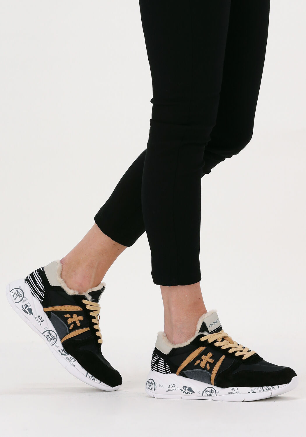 PREMIATA Baskets basses LAYLA en noir - large