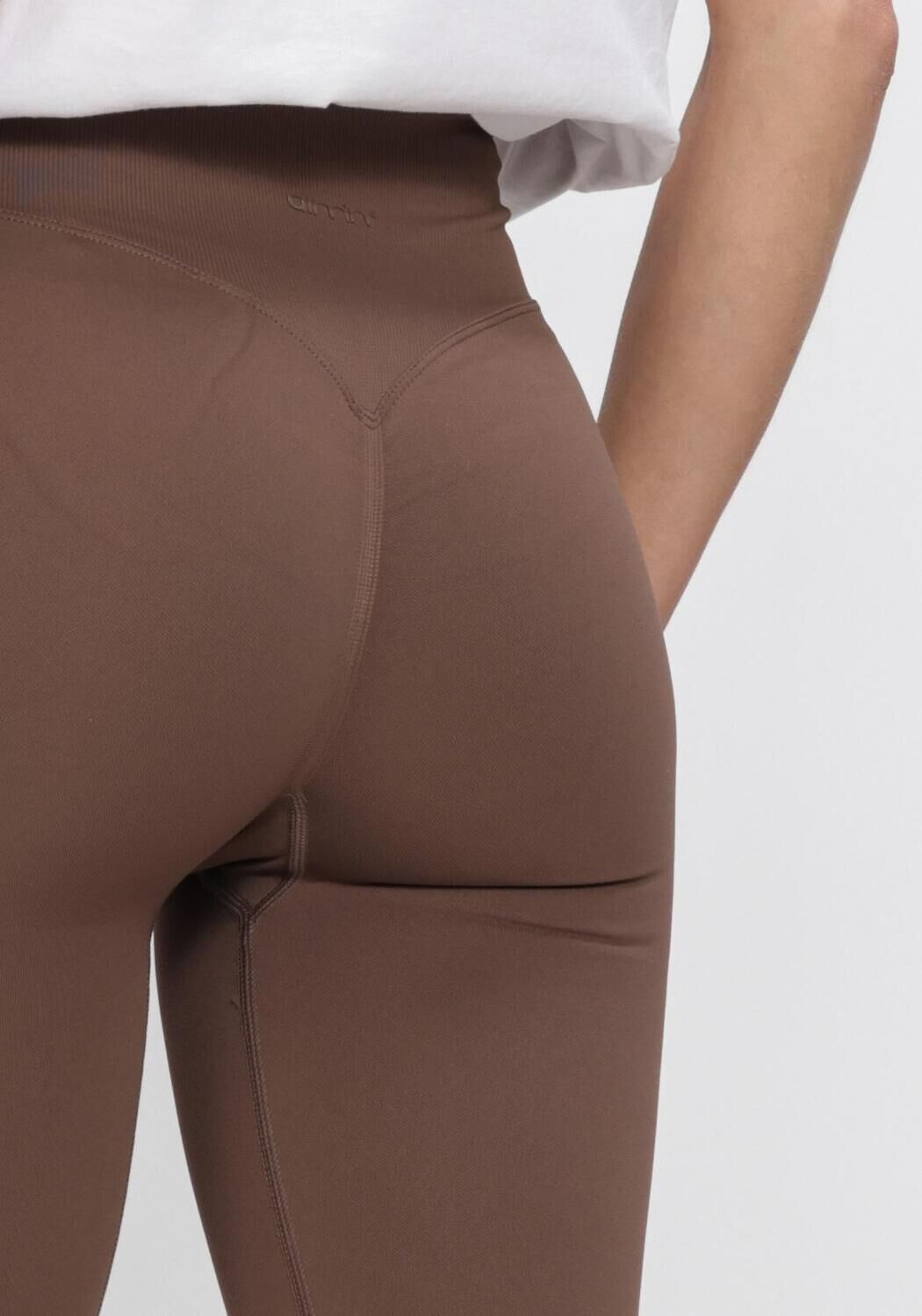 Bruine AIM'N Broeken/jumpsuits SHAPE SEAMLESS BIKER SHORTS - large