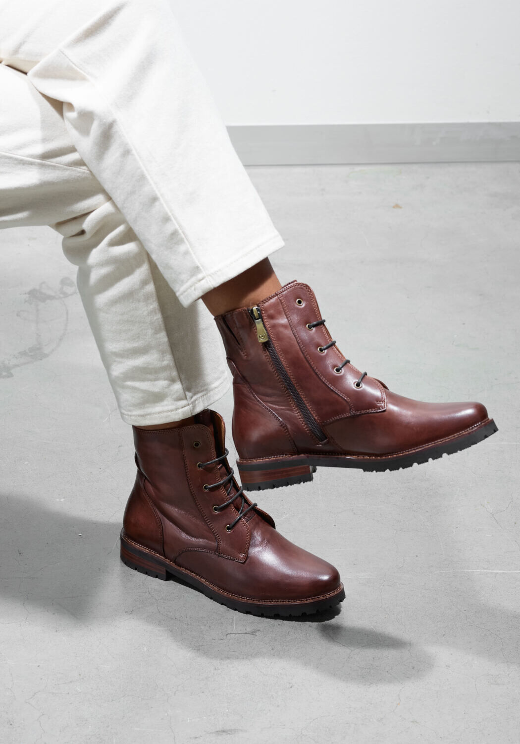 EVERYBODY NASTRO Bottines en marron - medium