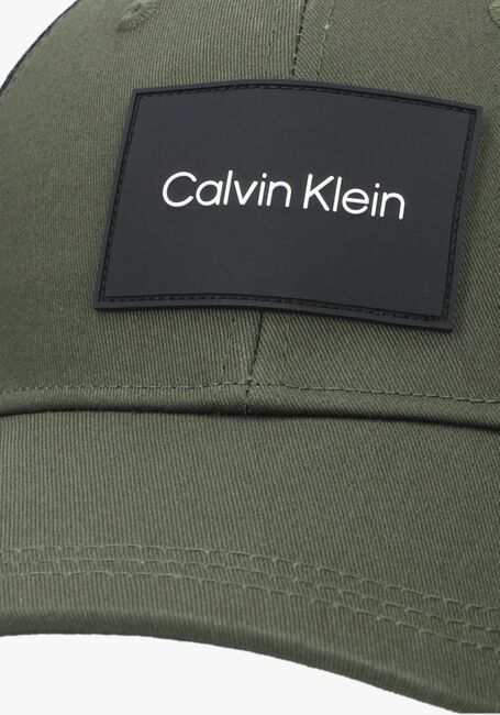 CALVIN KLEIN PATCH TRUCKER TE Casquette en vert - large