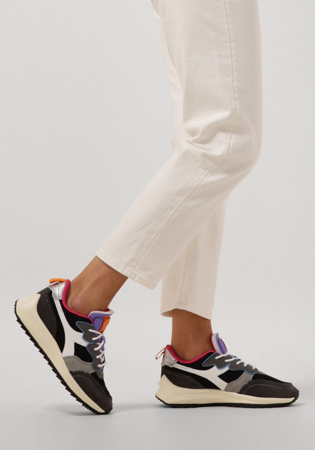 Zwarte DIADORA Sneakers JOLLY SUEDE MESH WOMAN - large
