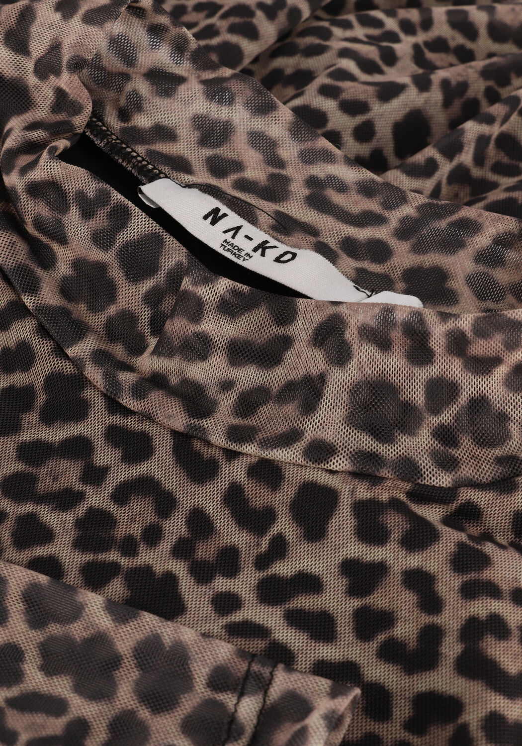 NA-KD Robe midi RECYCLED LS MESH DRESS en beige - large