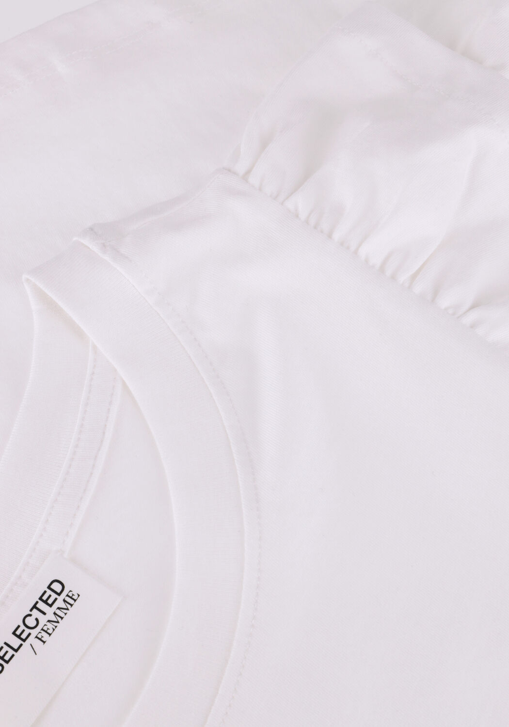 SELECTED WOMEN T-shirt SLFCAMILA SS RUFFLE TEE en blanc - large