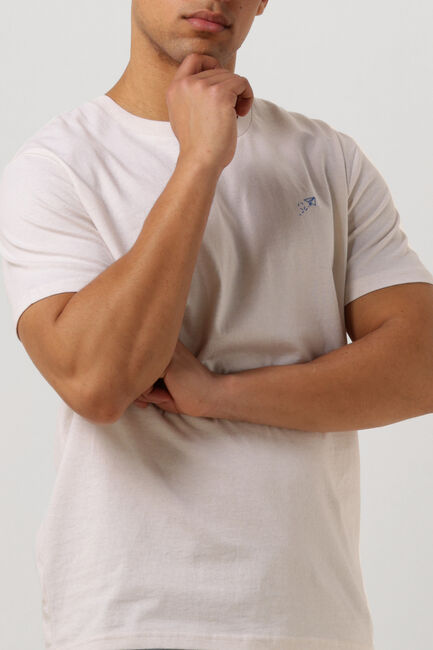 STRØM Clothing T-shirt T-SHIRT en blanc - large