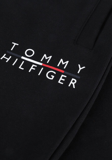 TOMMY HILFIGER Pantalon courte SQUARE LOGO SWEATSHORT en noir - large