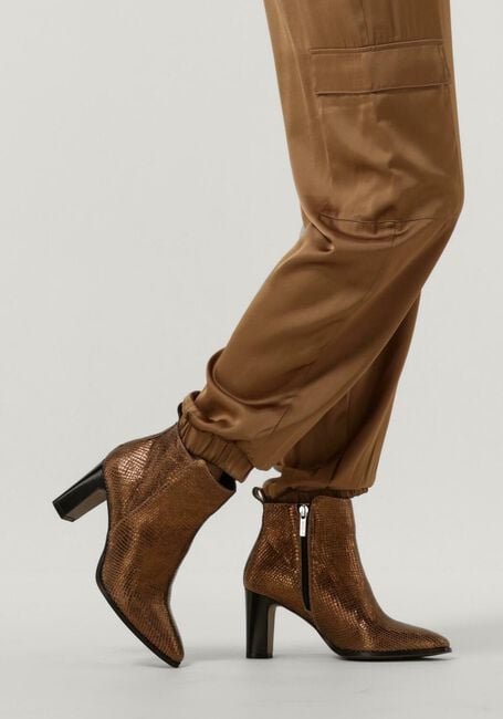 NOTRE-V 4838 NOTRE-V 4838 - large