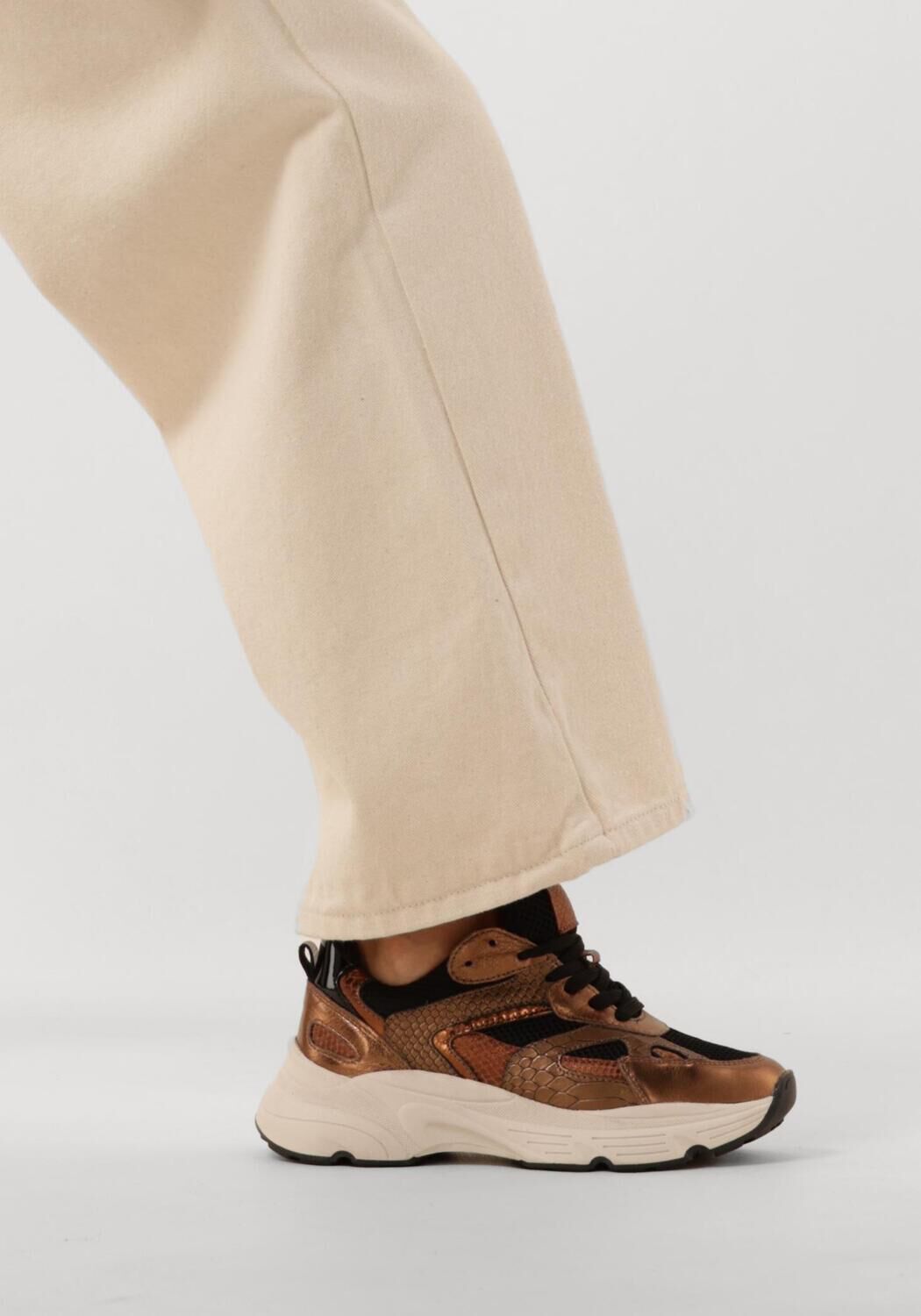 Bronzen OMODA Sneakers TOKIO-08 - large