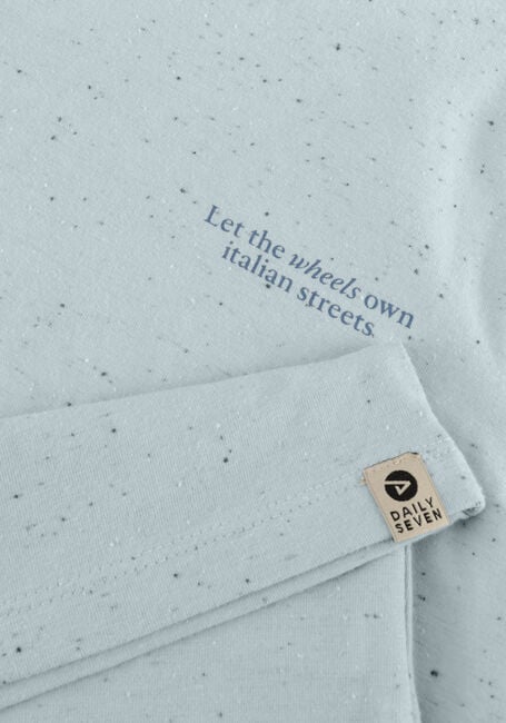 Lichtblauwe DAILY7 T-shirt T-SHIRT NAPPY BACKPRINT - large