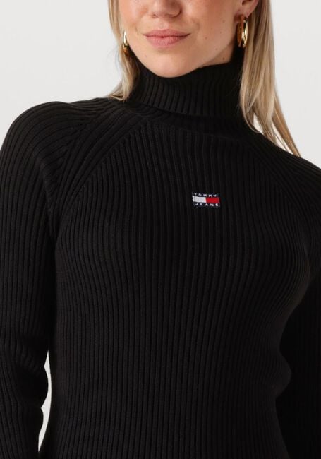 Zwarte TOMMY JEANS Midi jurk TJW MOCKNECK BADGE SWEATER DRESS - large