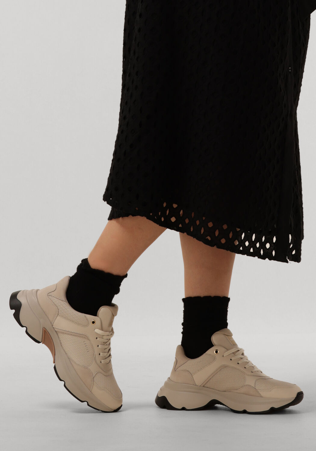 Beige NUBIKK Sneakers ROSS JADEN - large