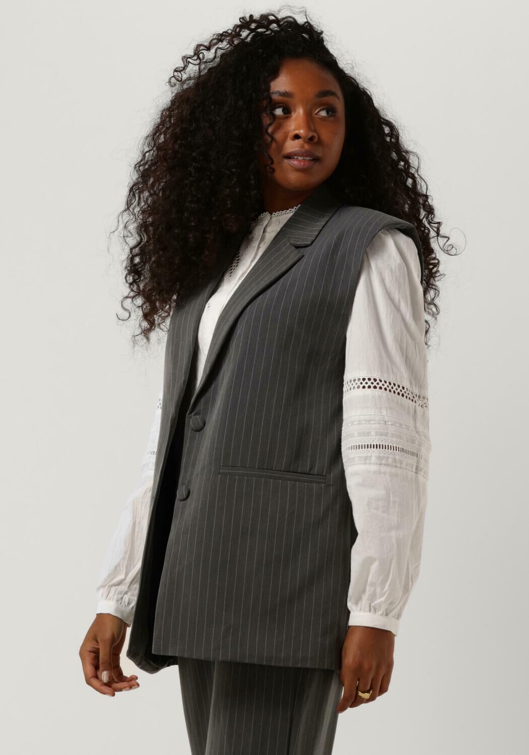 Laur\u00e8l Korte blazer zwart-room volledige print casual uitstraling Mode Blazers Korte blazers Laurèl 
