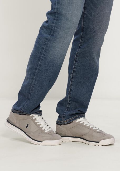 POLO RALPH LAUREN Baskets basses VARICK Gris clair - large