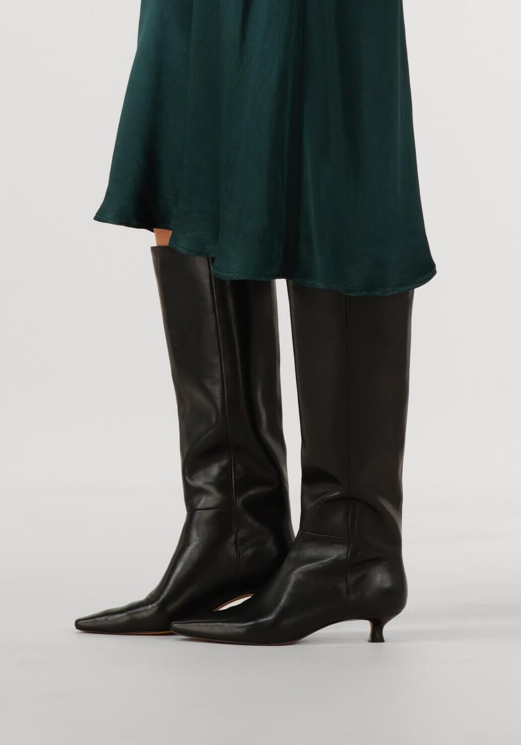 Zwarte INUOVO  B95009 - large