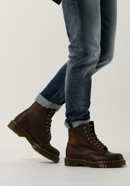 Bruine DR MARTENS Veterboots 1460 BEX - large
