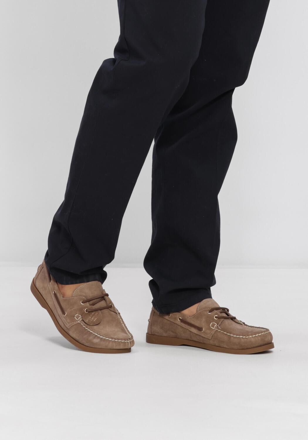 STEFANO LAURAN 12736 Chaussures &agrave; lacets en taupe - large