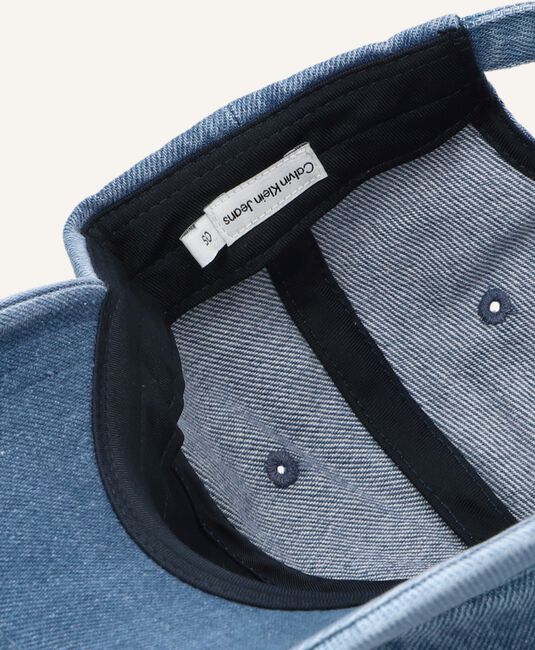 Blauwe CALVIN KLEIN Pet DENIM CAP Blauwe CALVIN KLEIN Pet DENIM CAP - large