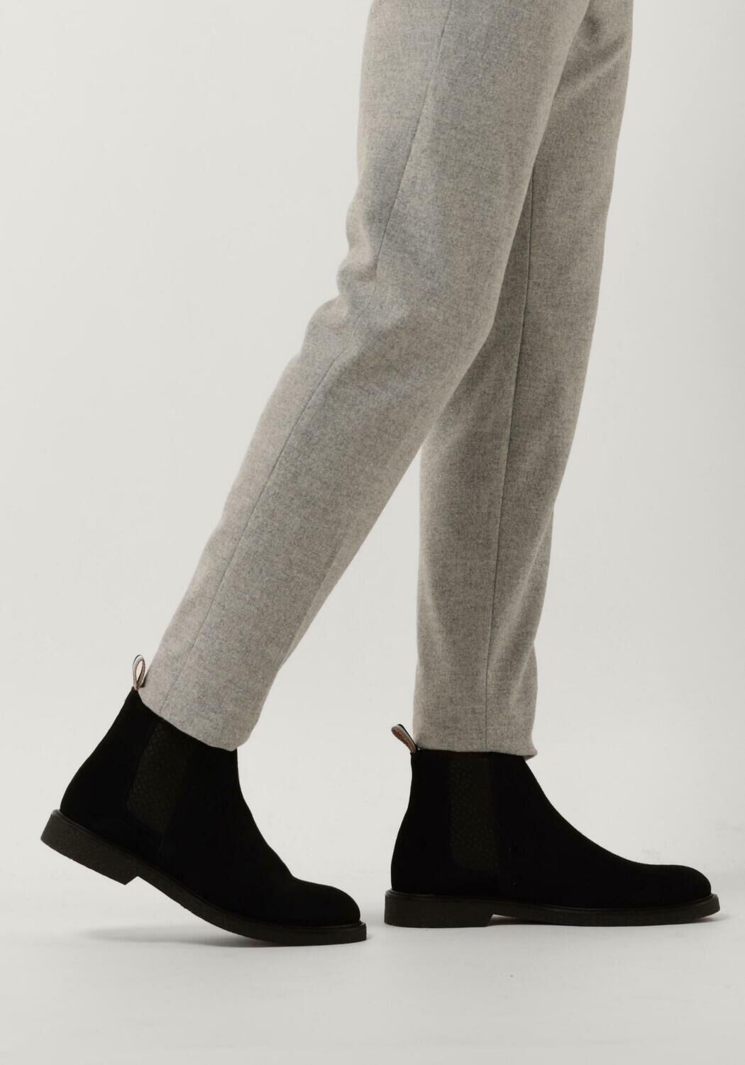 BOSS Bottines chelsea 50480302 en noir - large