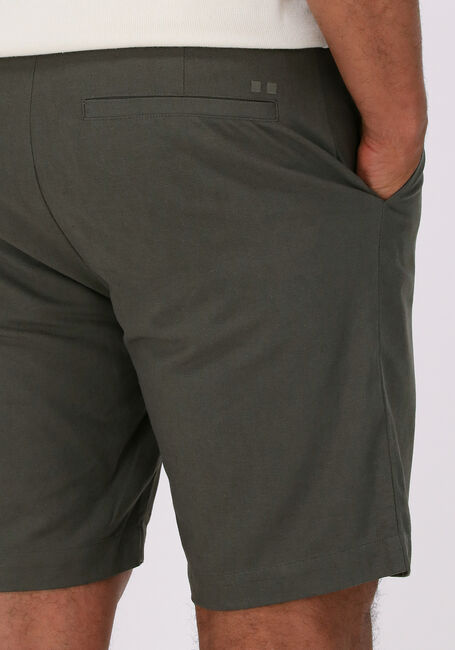 MINIMUM Pantalon courte LINOS Vert foncé - large