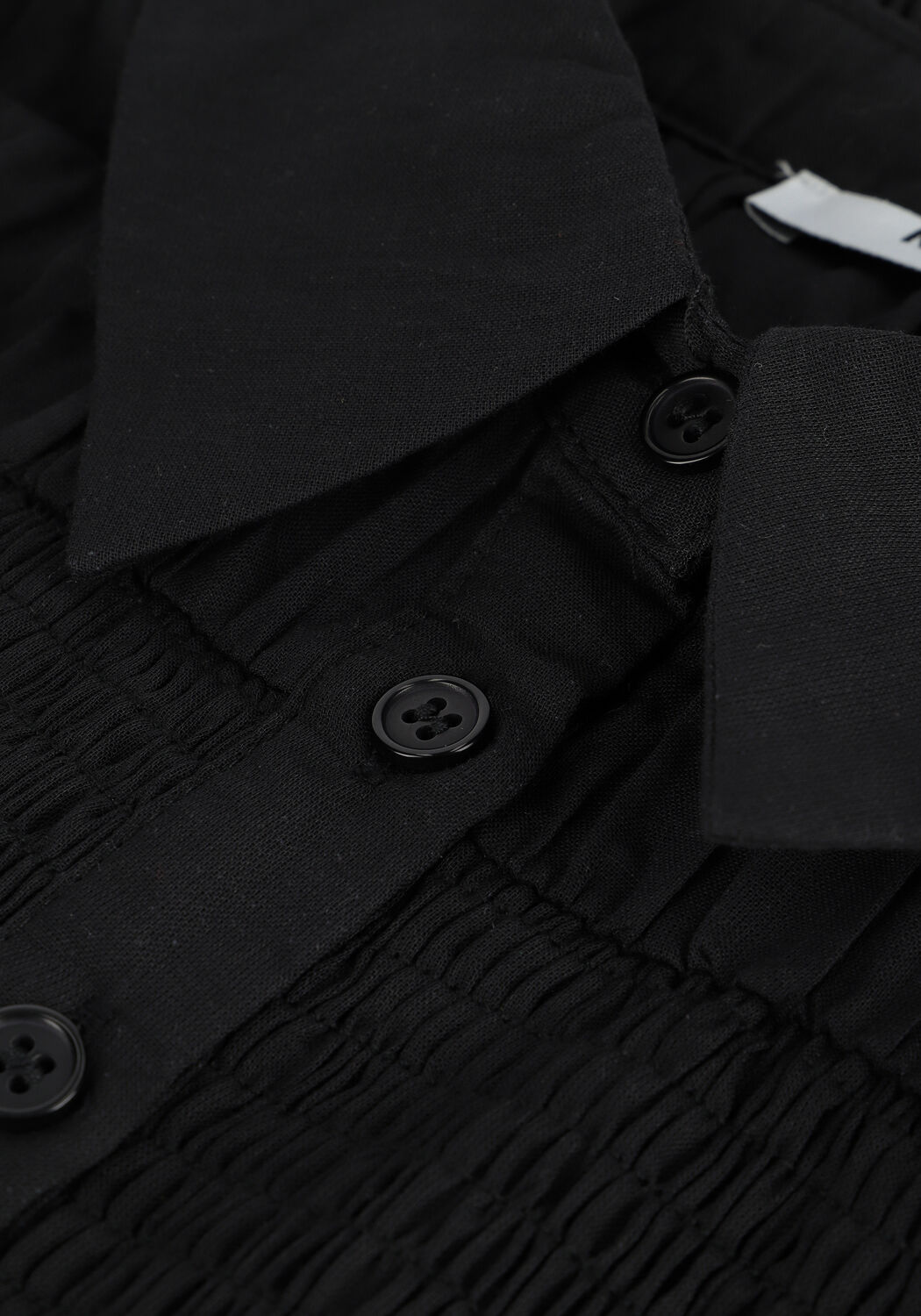 NA-KD SMOCKED FRILL BLOUSE Blouses en noir - large