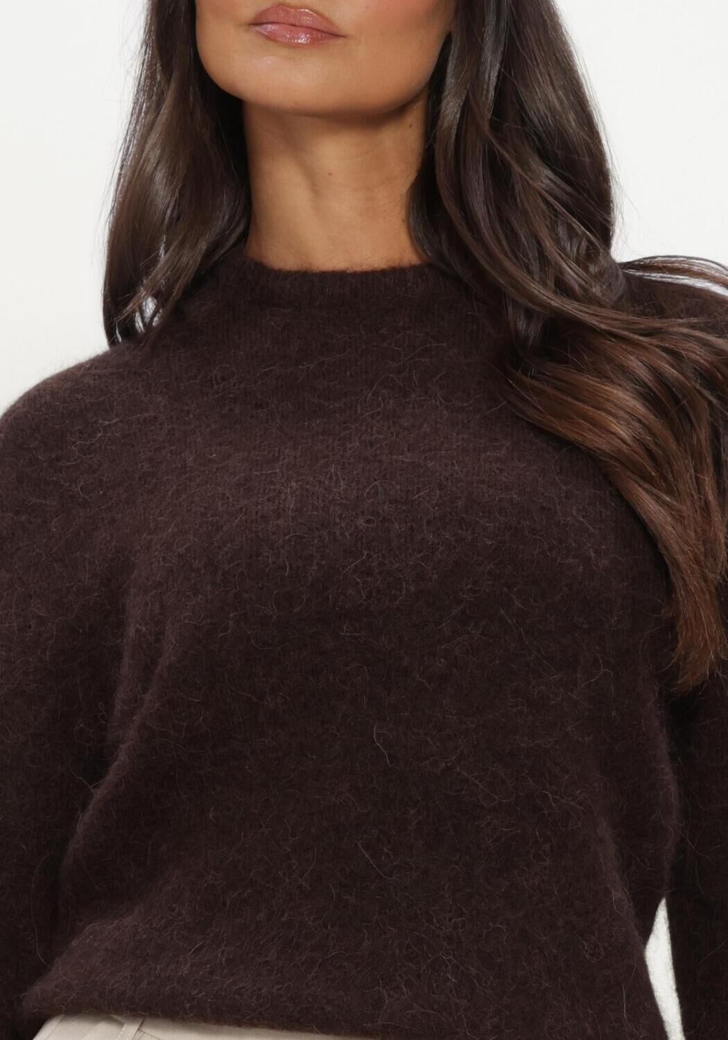 BOII STUDIOS Pull TILDE en marron - large