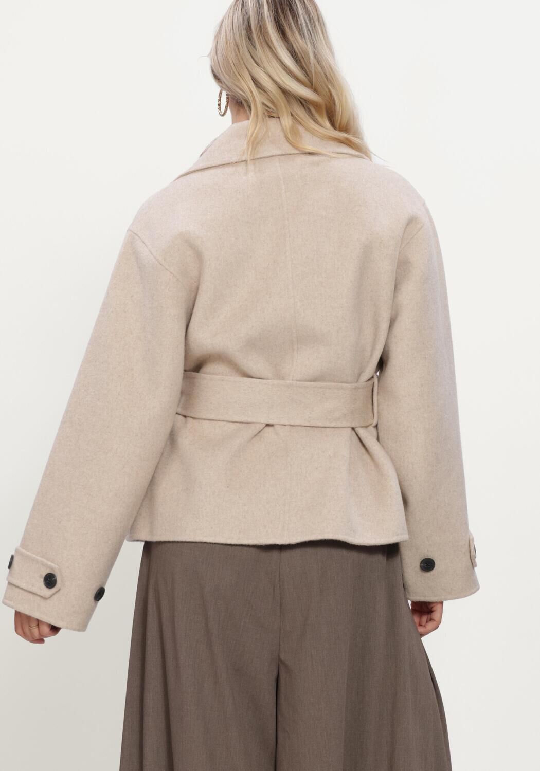 INWEAR Jack ZILLAIW SHORT COAT en beige - large