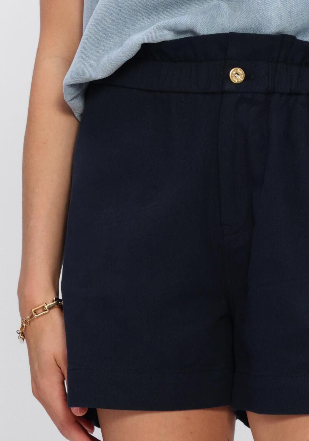 BY-BAR Pantalon courte LEON TWILL SHORT en bleu - large