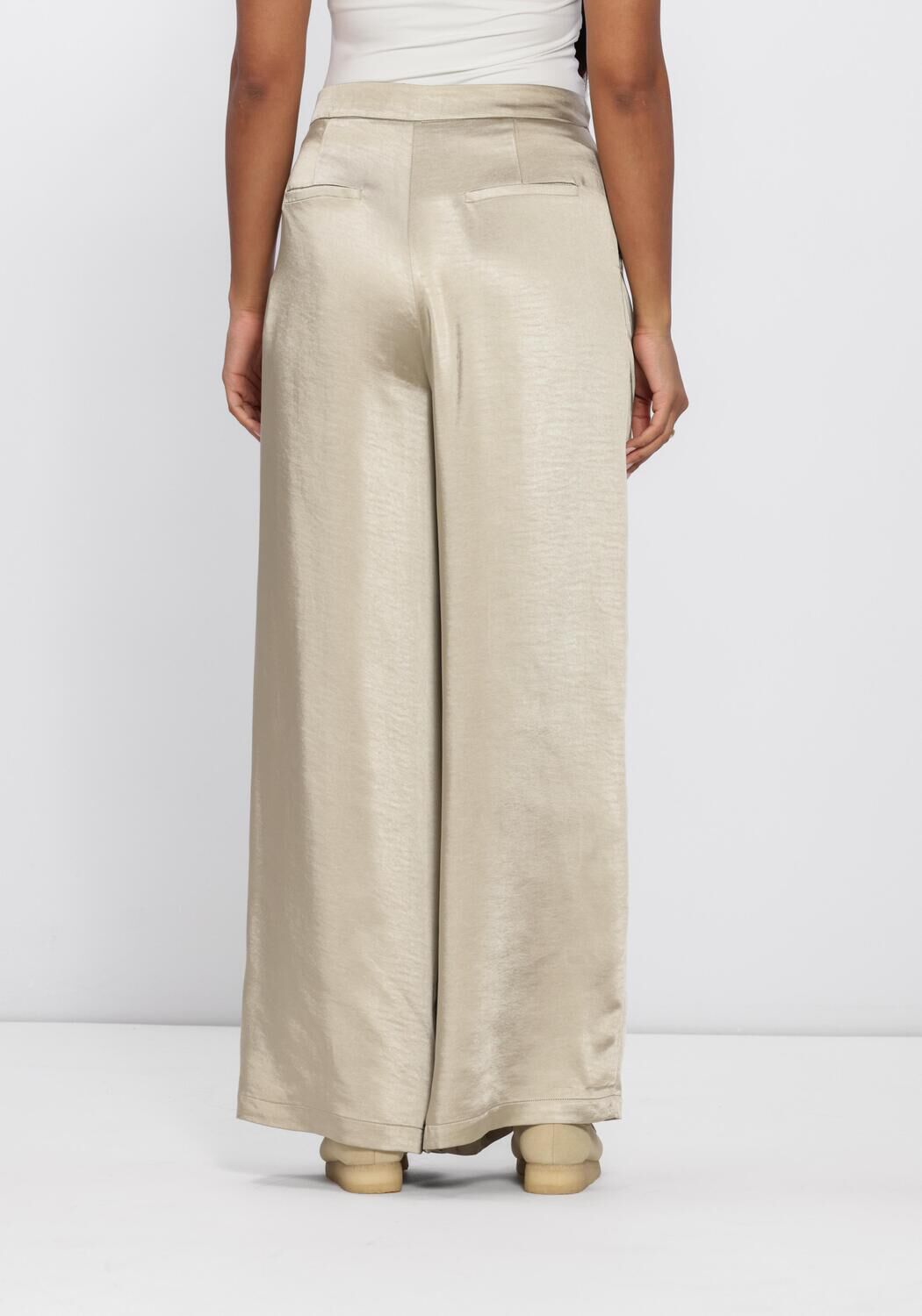EDITED Pantalon large KATIE TROUSERS en beige - large